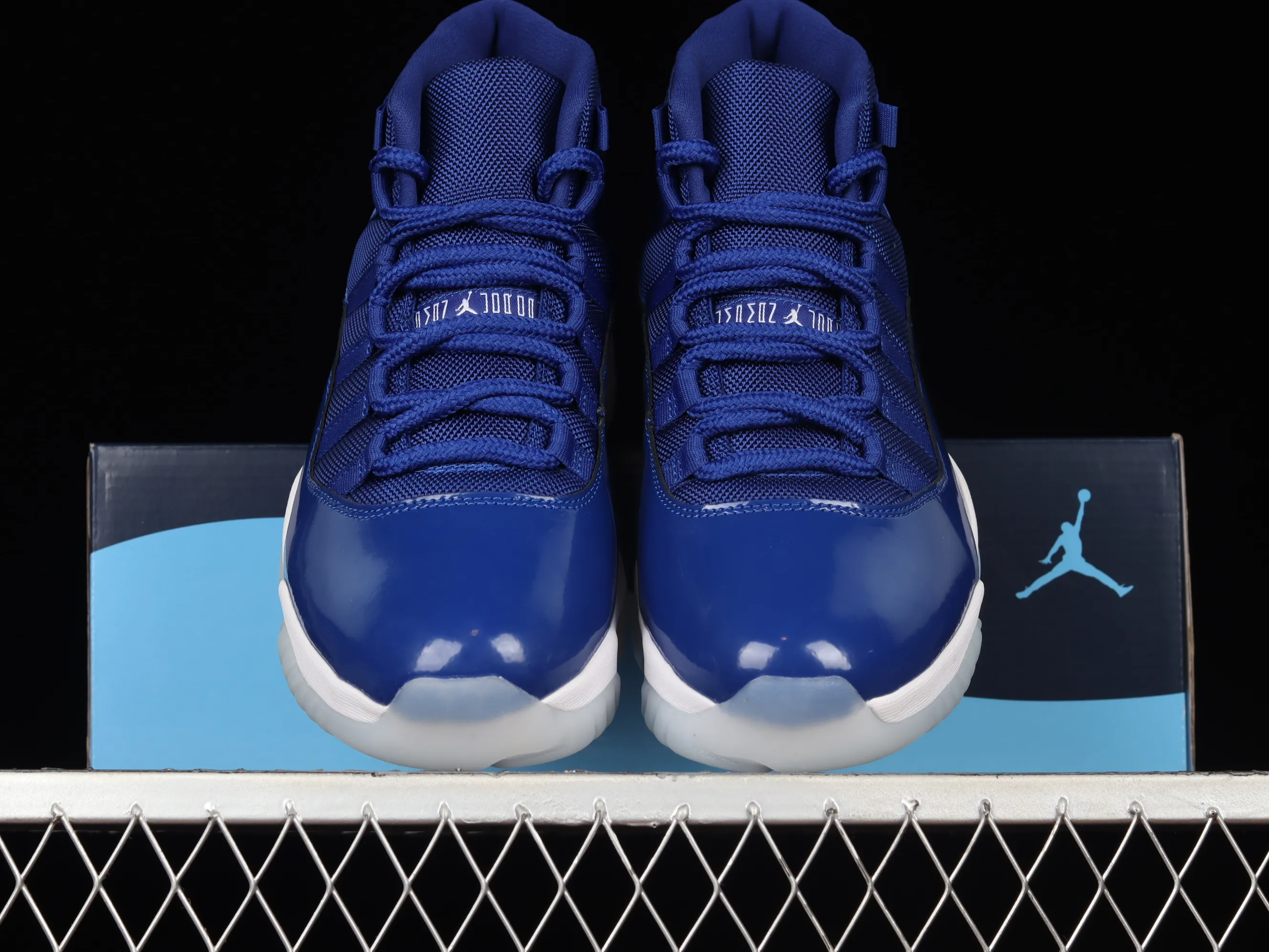 All categories Air Jordan Jordan series basketball shoes Air Jordan 11 pure original version Air Jordan 11 "Navy Blu" AJ11 Joe 11 navy blue high-top basketball shoes AT7802-115